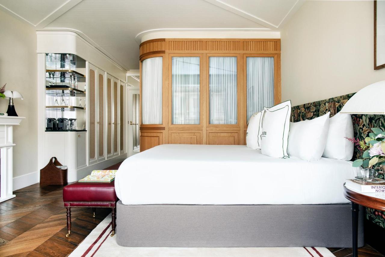 Bless Hotel Madrid - The Leading Hotels Of The World Bagian luar foto A bedroom at the hotel