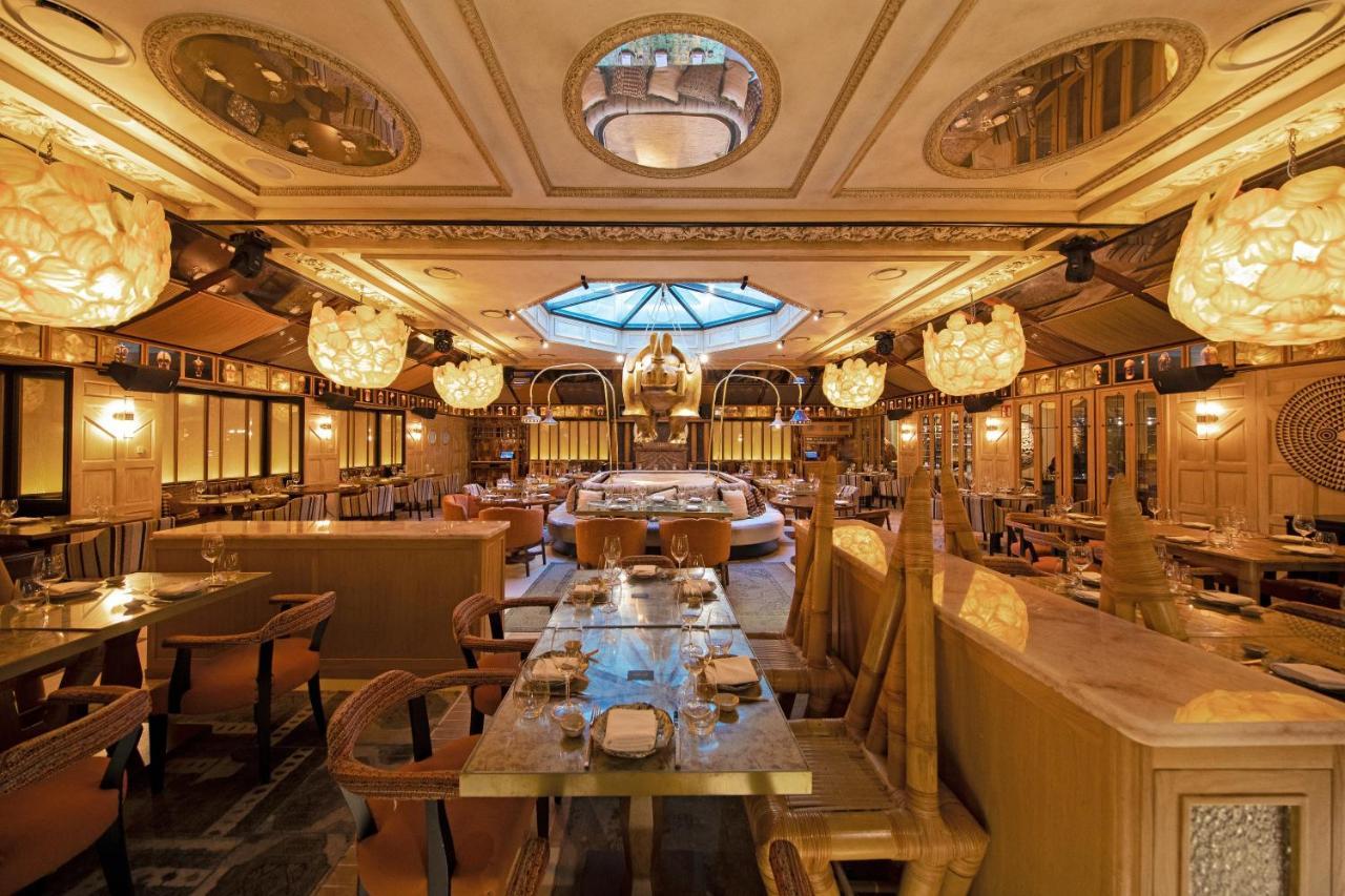 Bless Hotel Madrid - The Leading Hotels Of The World Bagian luar foto Interior of the restaurant