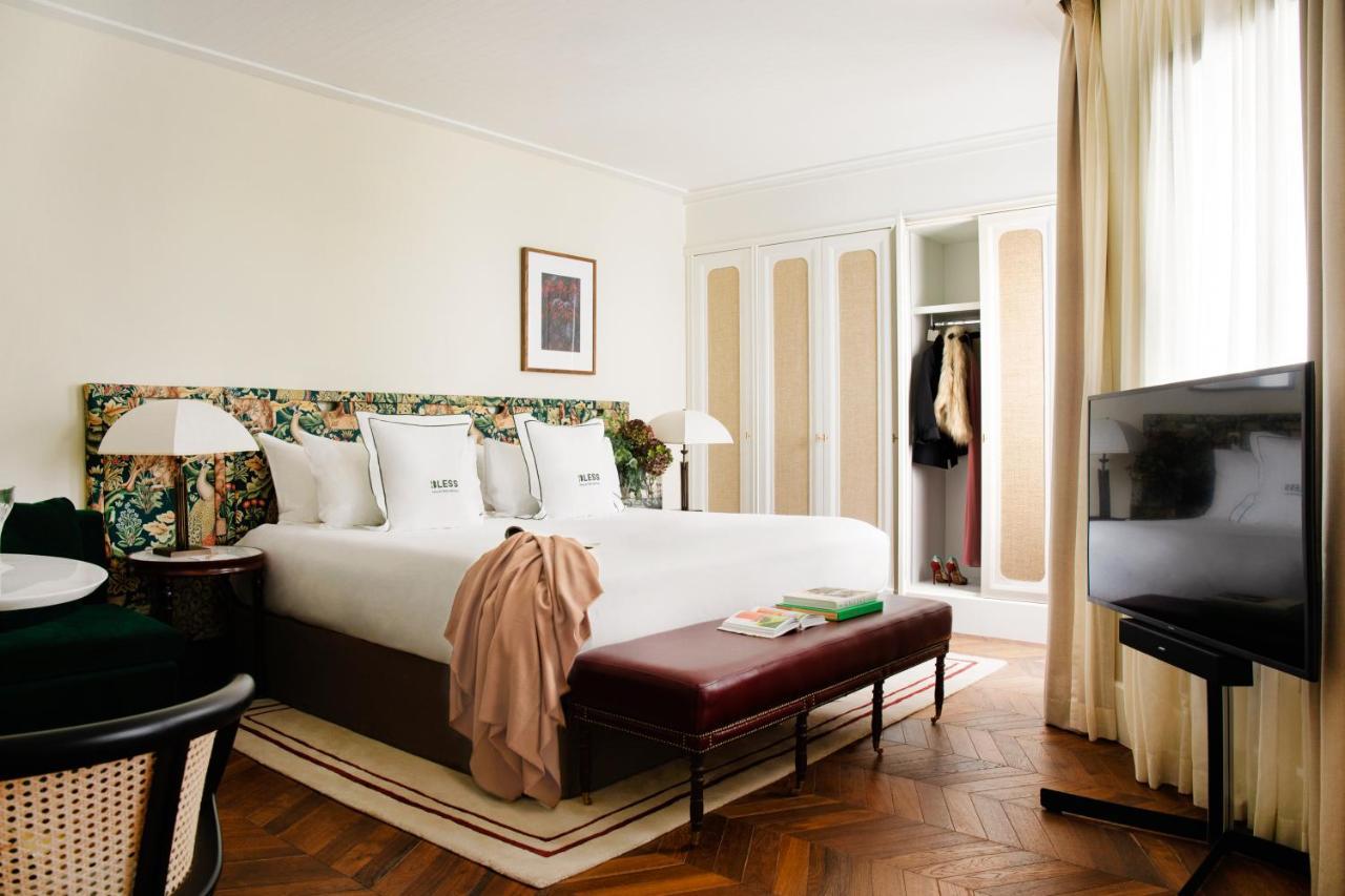 Bless Hotel Madrid - The Leading Hotels Of The World Bagian luar foto A room at the Hotel de Crillon