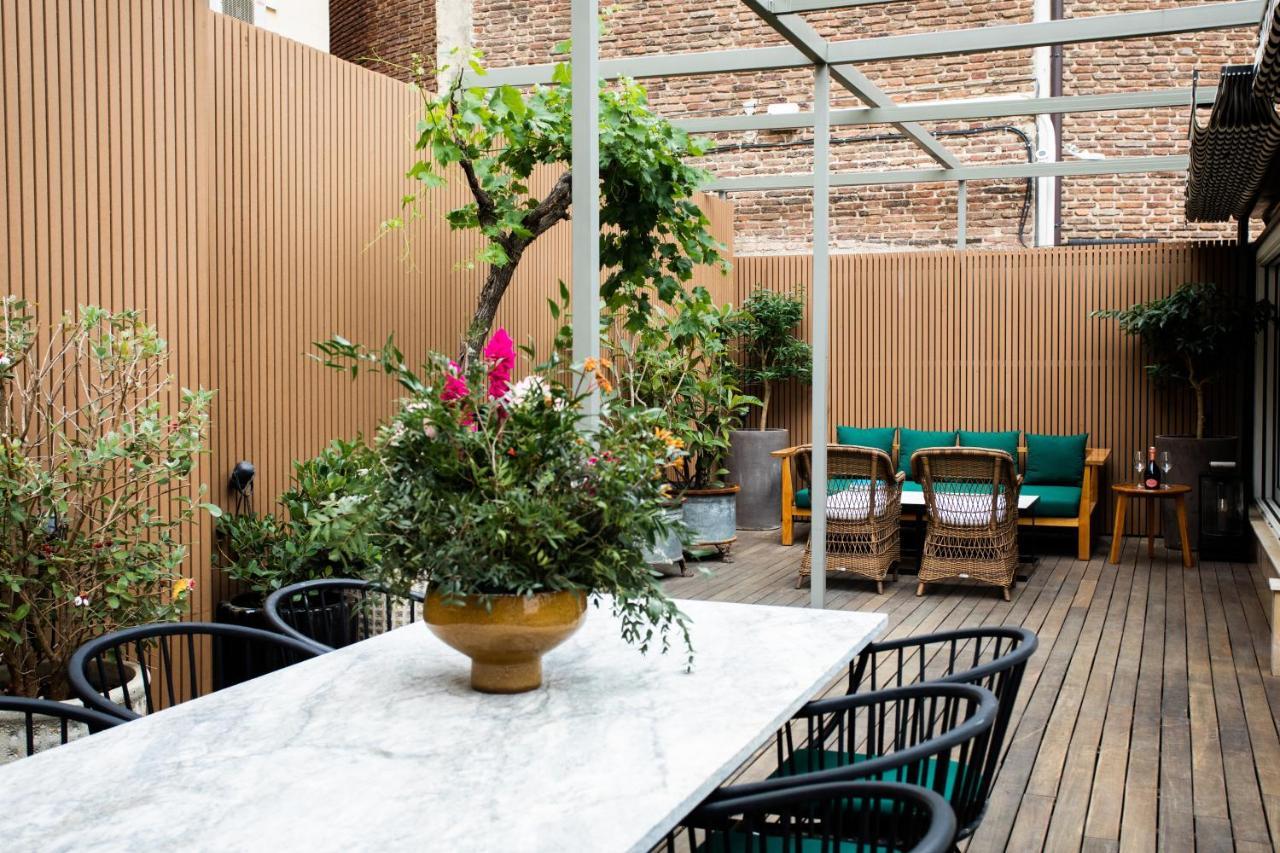 Bless Hotel Madrid - The Leading Hotels Of The World Bagian luar foto The garden at the hotel